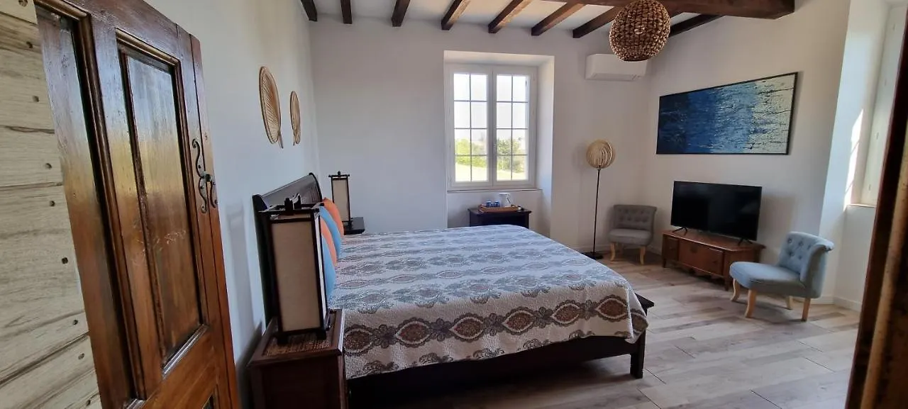 Lou Paradou Luberon Reillanne Bed & Breakfast